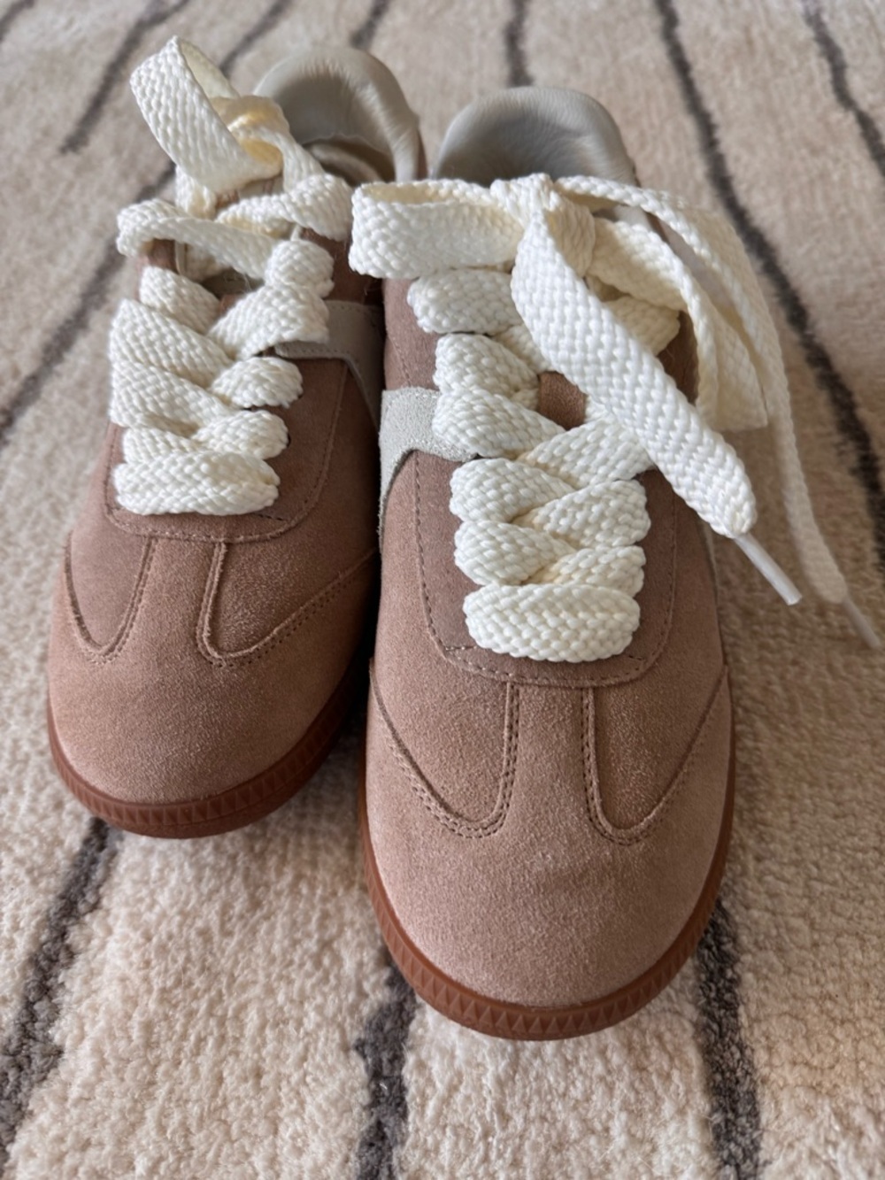 New - Women’s Tan Suede Sneakers with Cream Laces - Picture 3 of 6